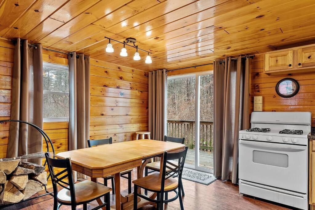9+ Taylor Wood Stove