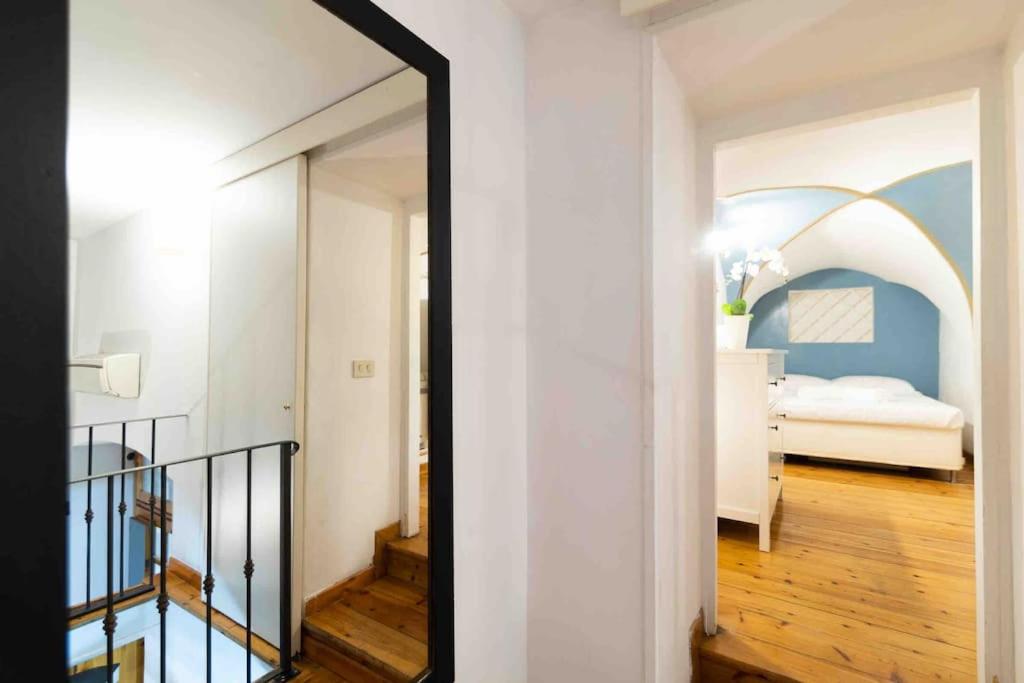 A bed or beds in a room at Via dei Cestari loft
