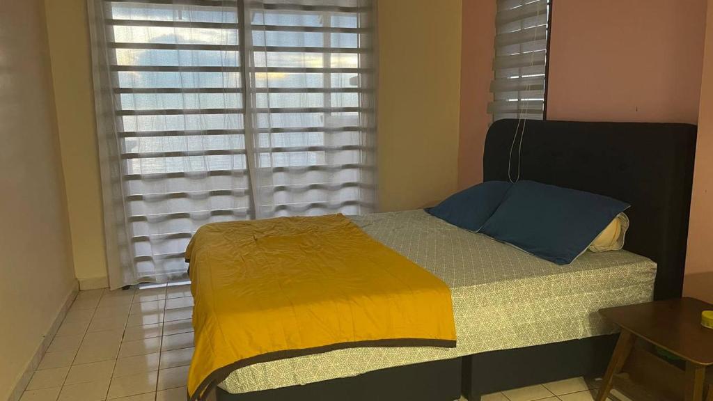 Seaview Holiday home - Three-Bedroom Apartment