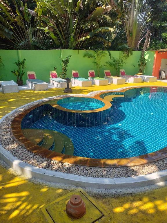 Bazén v ubytování Kamrai Resort nebo v jeho okolí