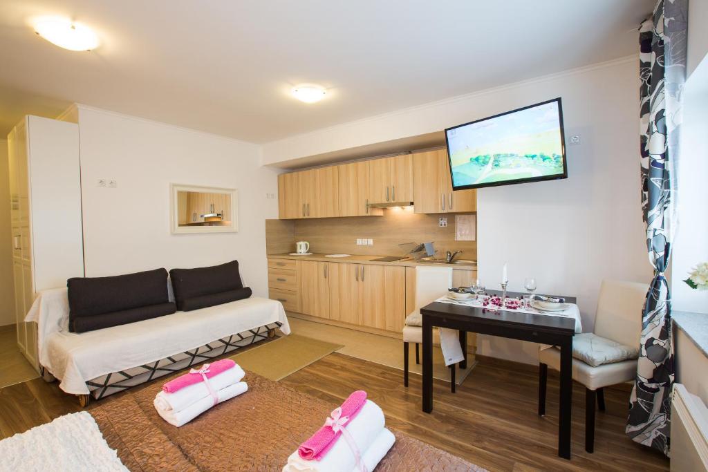 Kuchyň nebo kuchyňský kout v ubytování Bled Apartments