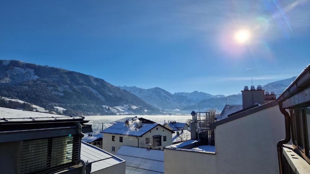 Penthouse Lake Mountains View, terrace with lake view, Zell am See
