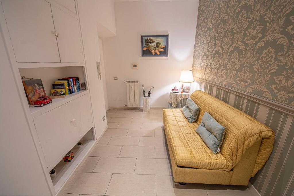 Refuge on Piazza re di Roma - One-Bedroom Apartment