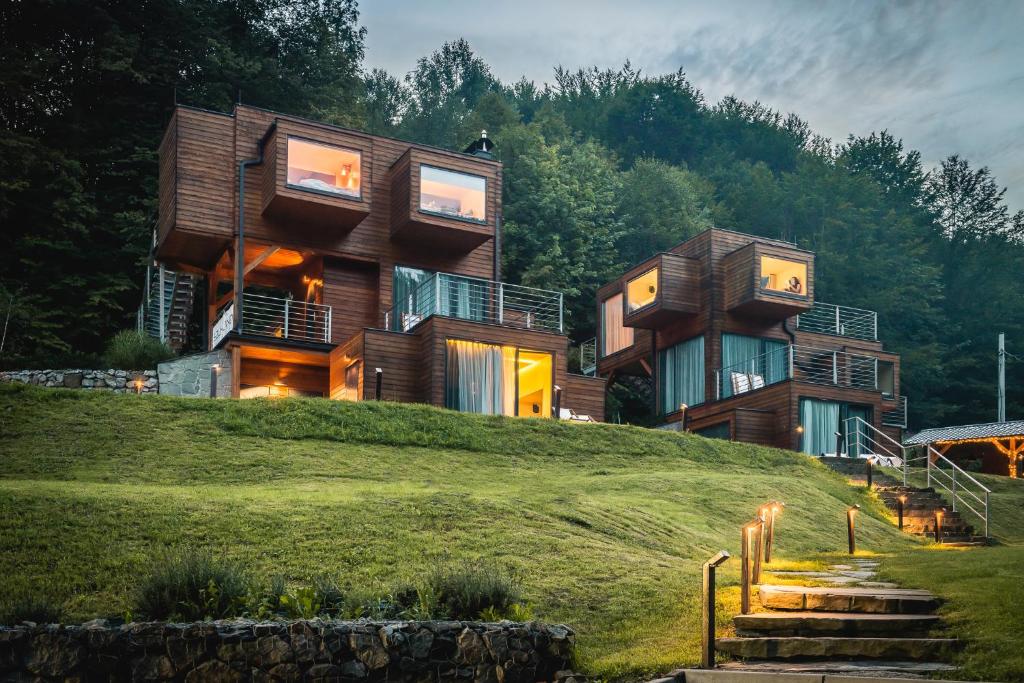 Budova, kde se aparthotel nachází