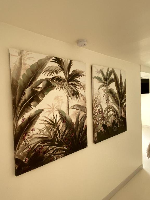 Fotografie z fotogalerie ubytování LES SUITES LOVE 3 SPA VUE MER PISCINe v destinaci Marseille