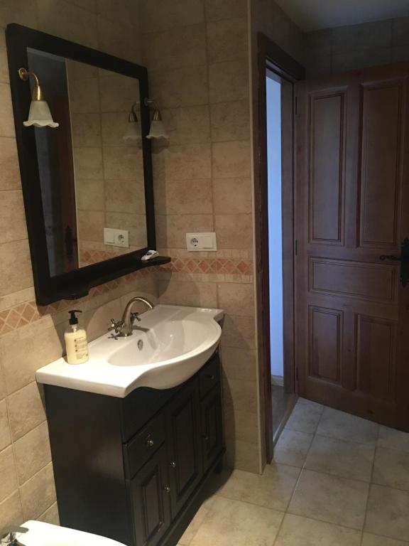 Koupelna v ubytování Apartamentos Turisticos Rio Gallego