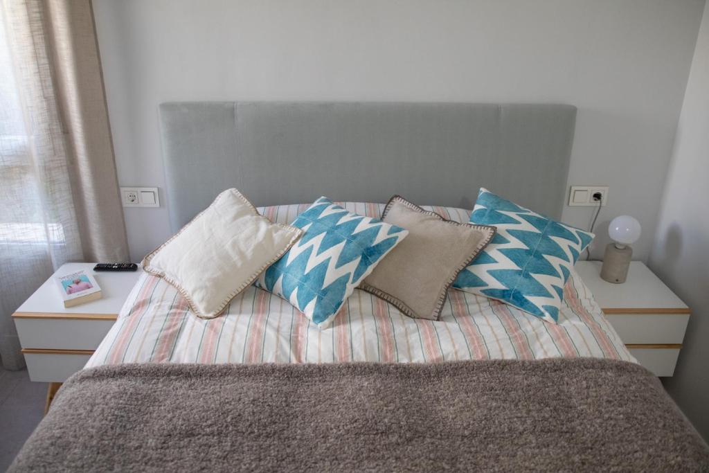 Zdjęcie z galerii obiektu Precioso y Soleado apartamento en Vera frente a la playa con piscina w mieście Vera