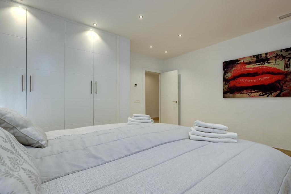 Fotografie z fotogalerie ubytování Luxury 5bedroom Villa Casares Costa v destinaci Casares