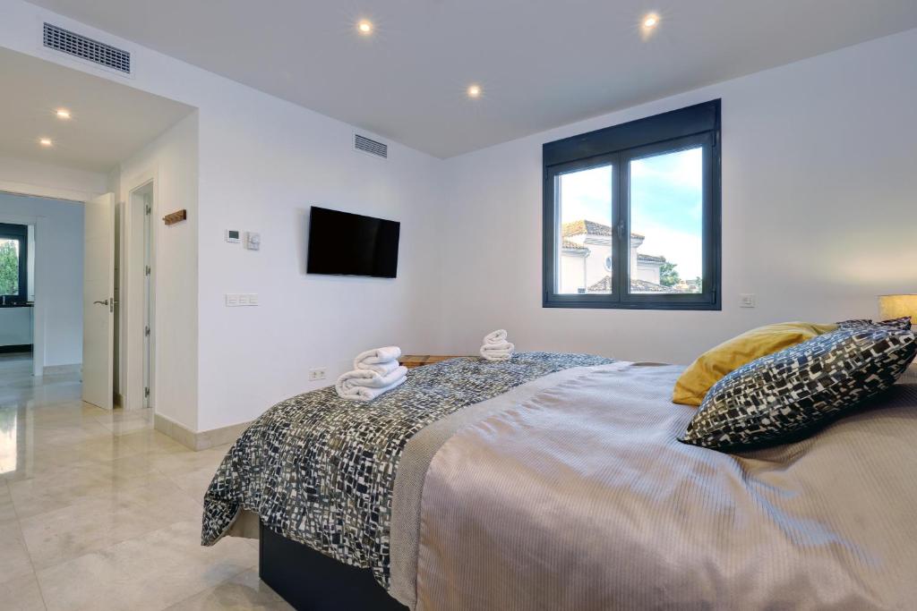 Fotografie z fotogalerie ubytování Luxury 5bedroom Villa Casares Costa v destinaci Casares