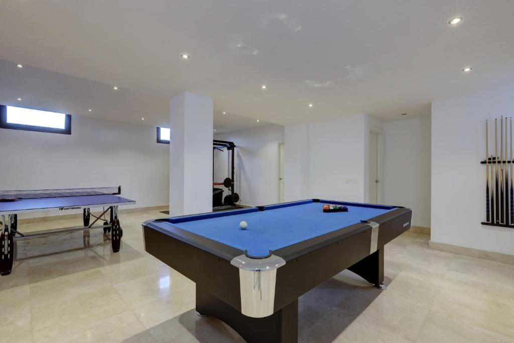 Fotografie z fotogalerie ubytování Luxury 5bedroom Villa Casares Costa v destinaci Casares