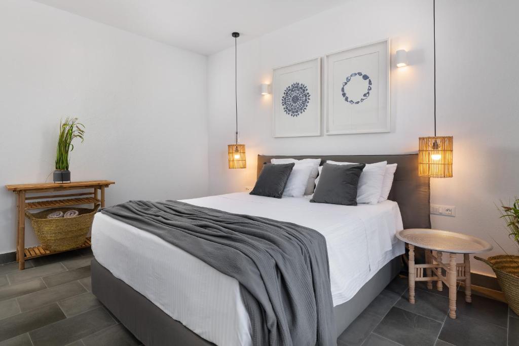 Postel nebo postele na pokoji v ubytování Seastar Villa, Lachania Beach