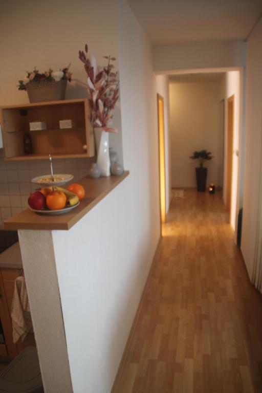 A kitchen or kitchenette at JASMINE APARTMENT - FREE PARKING - CITY CENTER - SKIBUS - TATRALANDIA 5km