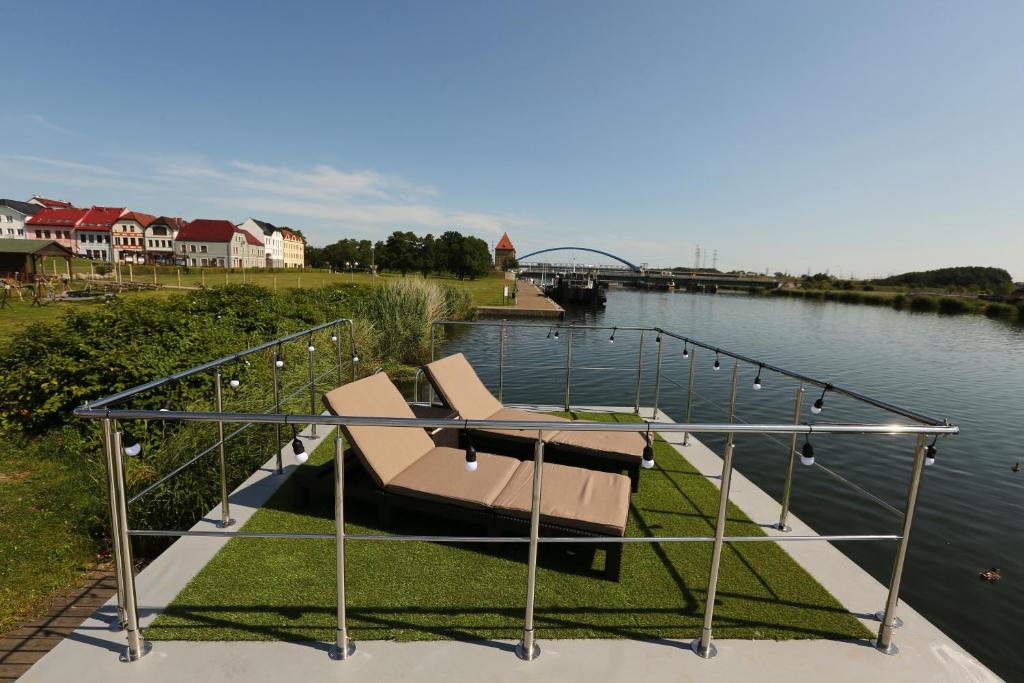 Fotografia z galérie ubytovania Houseboat v destinácii Wolin
