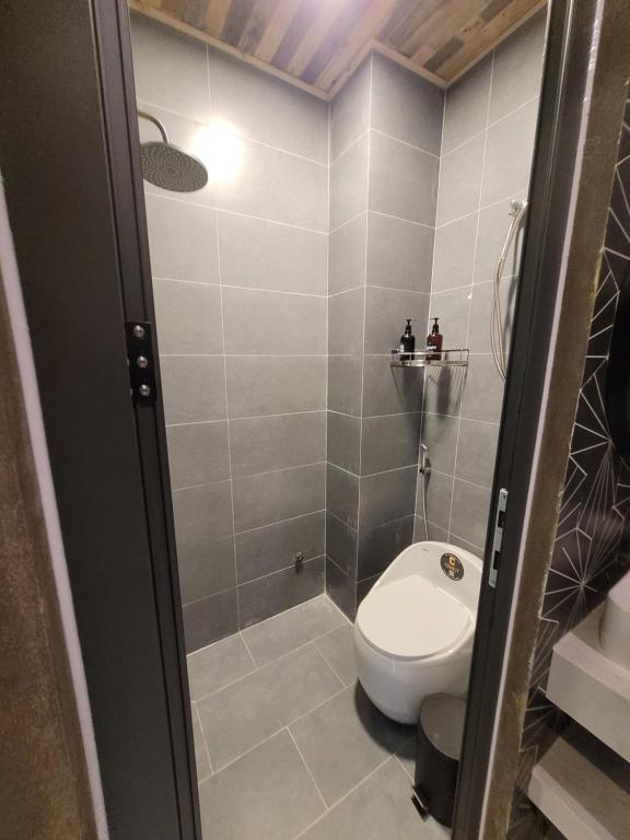 Un baño de Lightning House