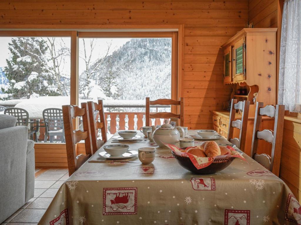 Nespecifikovaný výhled na hory nebo výhled na hory při pohledu z apartmánu