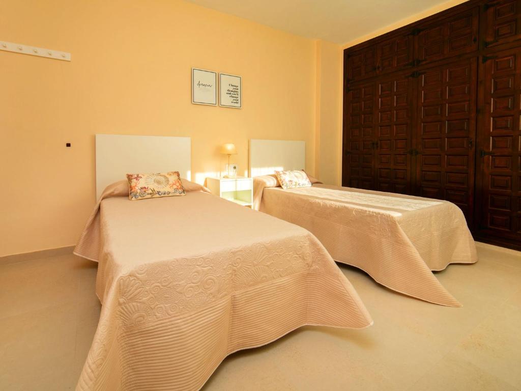 Postel nebo postele na pokoji v ubytování Villa Campos by Interhome