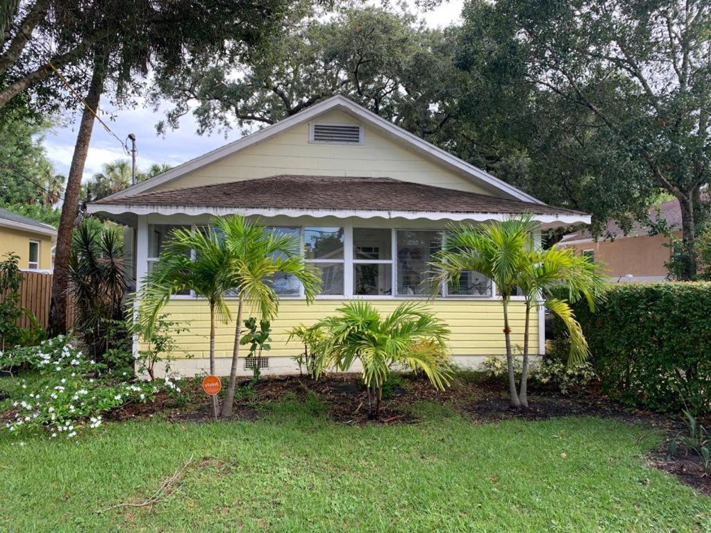 Vintage Florida Bungalow in Trendy Gillespie Park, Sarasota, FL