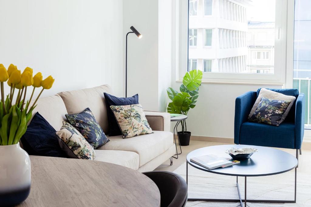 Hamilius Apartments City Center Luxembourg by Rentaroo - Wohnung Mit Balkon