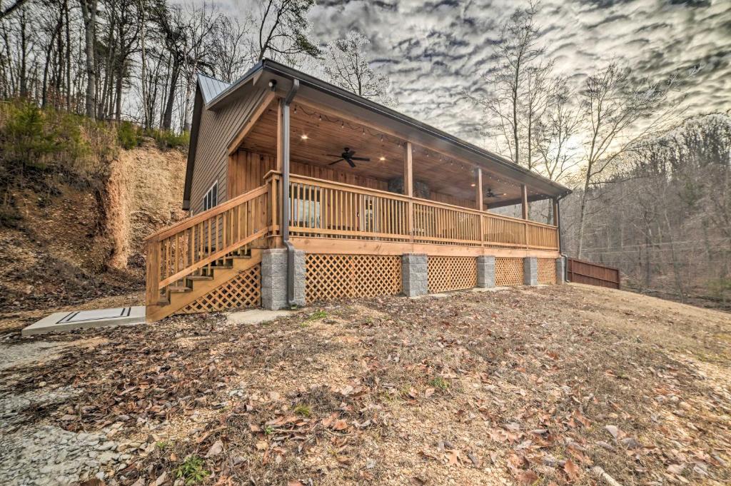 Waverly Cabin, Close to Kentucky Lake Access!, Waverly (updated prices
