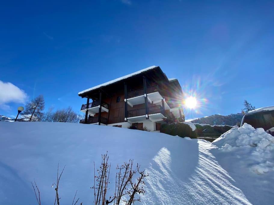 T2 de charme à Megeve vue panoramique v zime