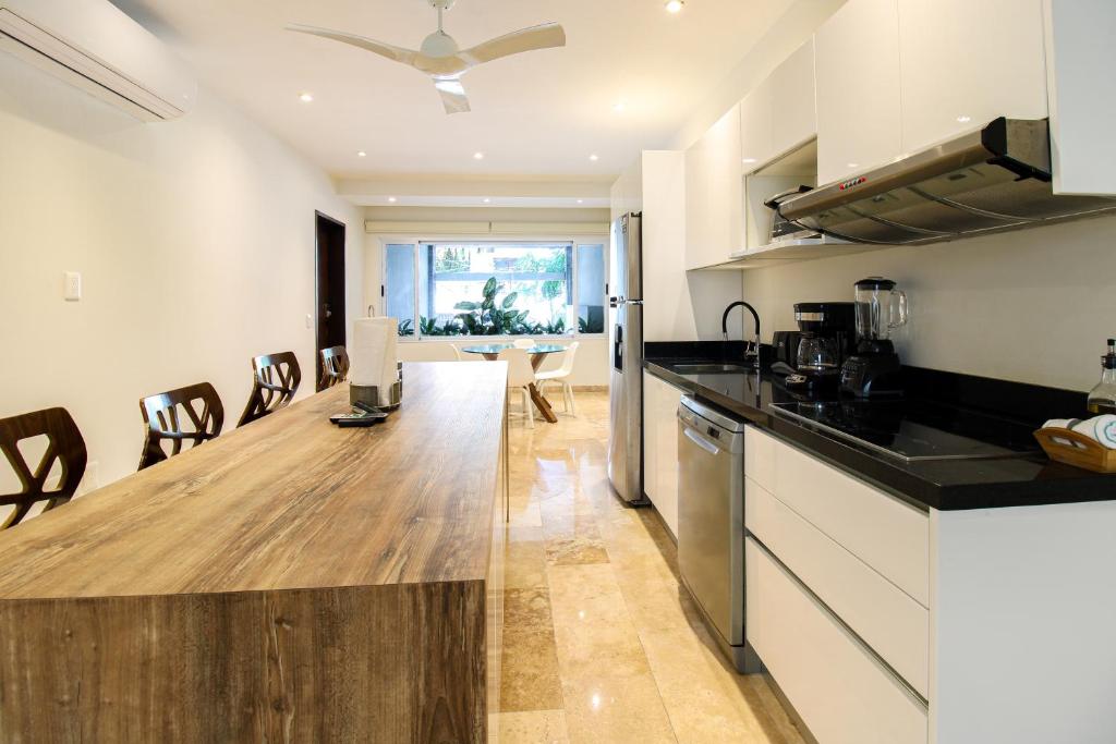 Penthouse Suite Rates - Tropical Hideaway Bequia