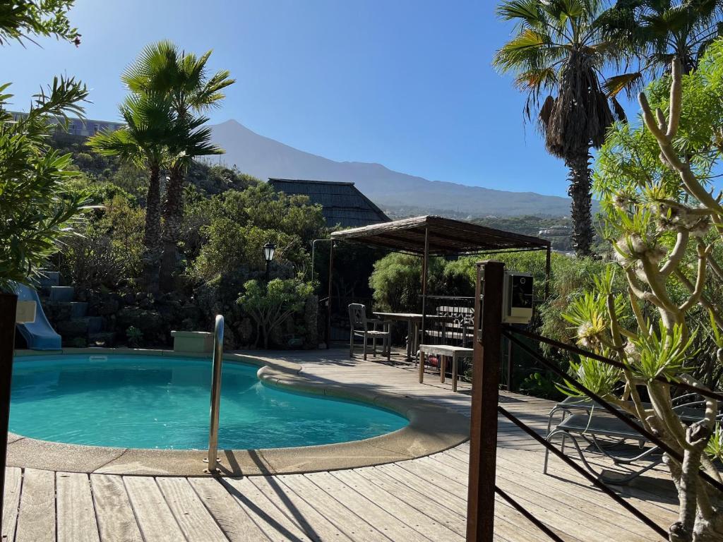 Bazén v ubytovaní La Torre - Finca Tabaiba by TOR alebo v jeho blízkosti