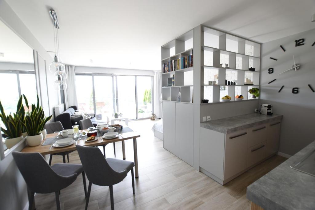 Kuchyň nebo kuchyňský kout v ubytování Apartament Na Bukowej - Wisła, widokowe studio