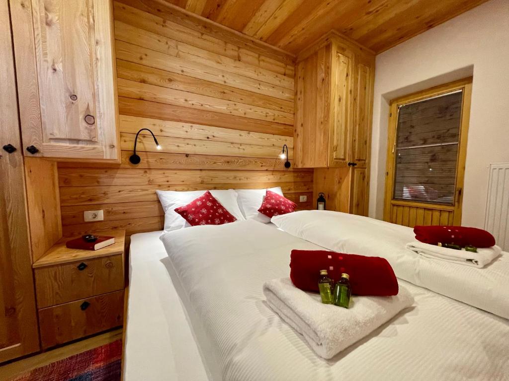 Postel nebo postele na pokoji v ubytování Hotel ŠURC