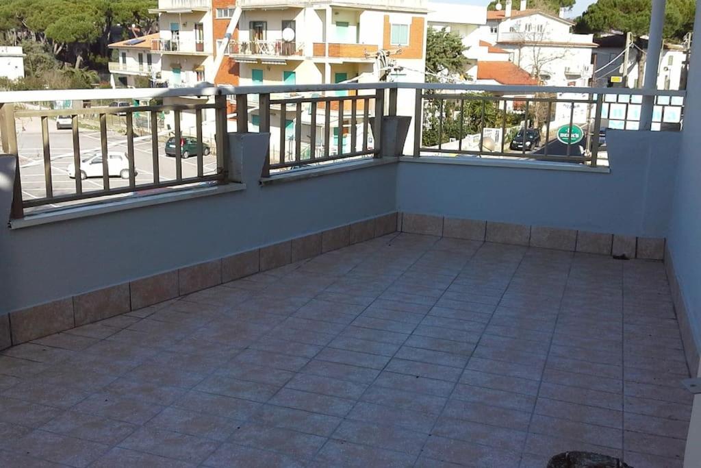 Balkón nebo terasa v ubytování GIRASOLE a due passi dal mare