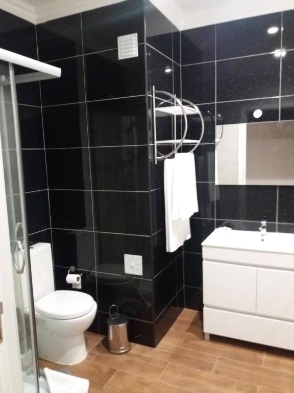 Koupelna v ubytování LPA PEREIRA Hotel restaurante