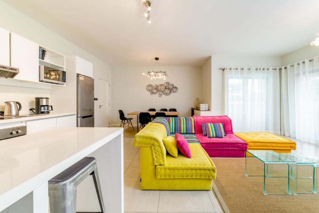 Kuchyň nebo kuchyňský kout v ubytování Beachcove Apt No 1