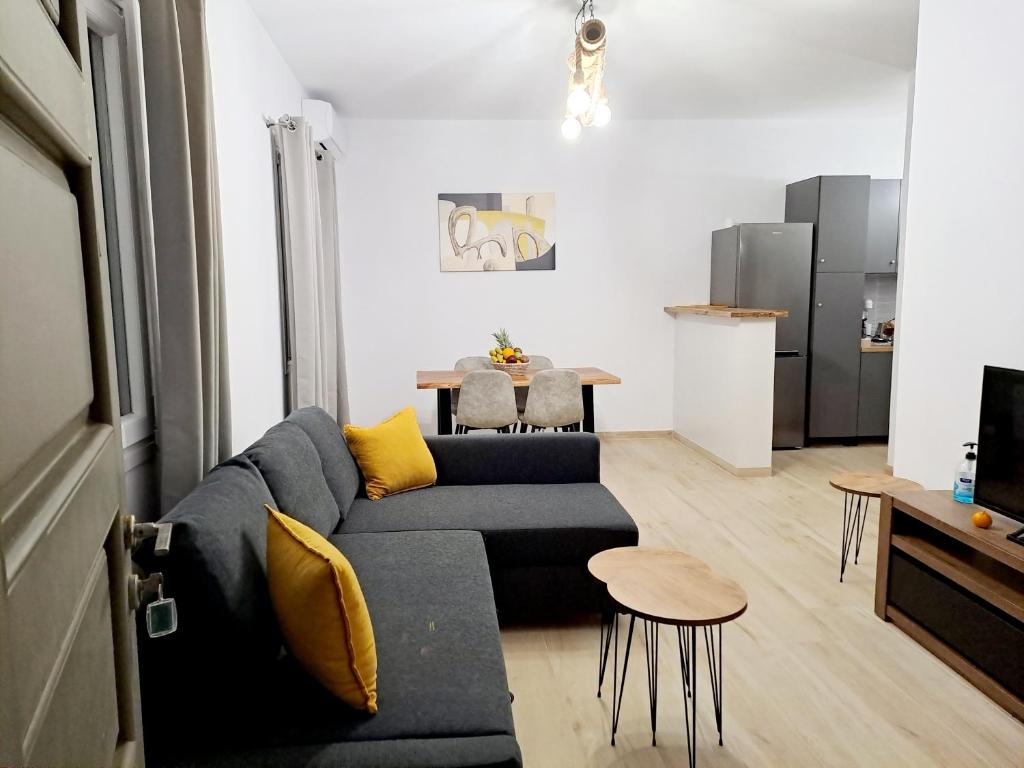 Kuchyňa alebo kuchynka v ubytovaní Πλατανακι 2 Seaview Apartment