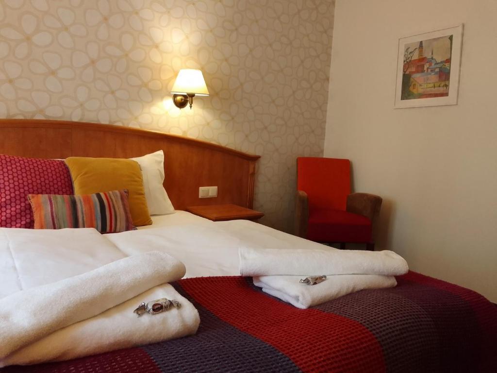Hotel Stare Miasto Old Town - Resim 7