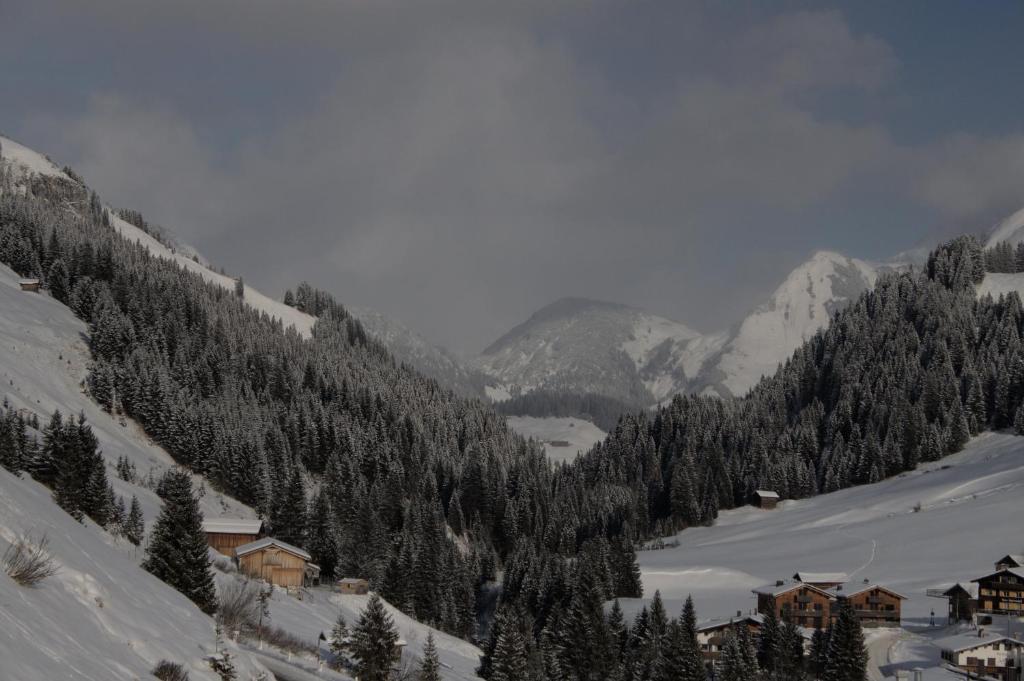 Haus Biberkopf during the winter