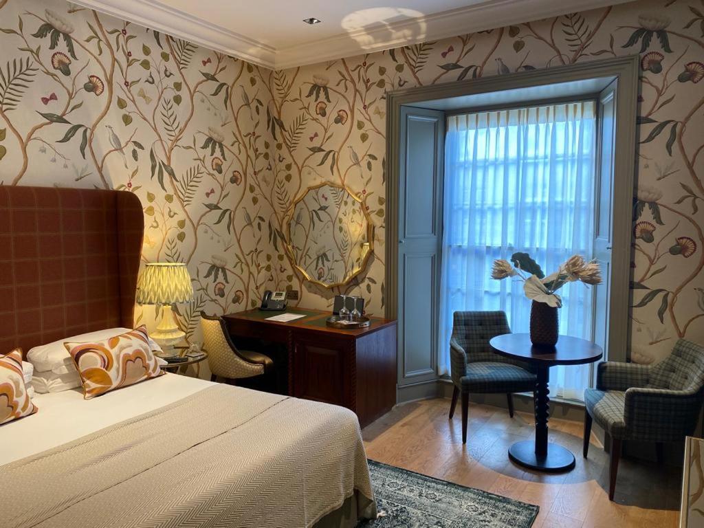 The Raeburn - Resim 21