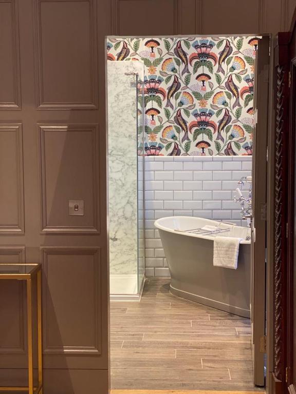 The Raeburn - Resim 22