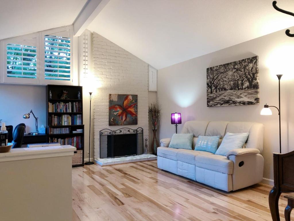 Sunnyvale – Photos 1