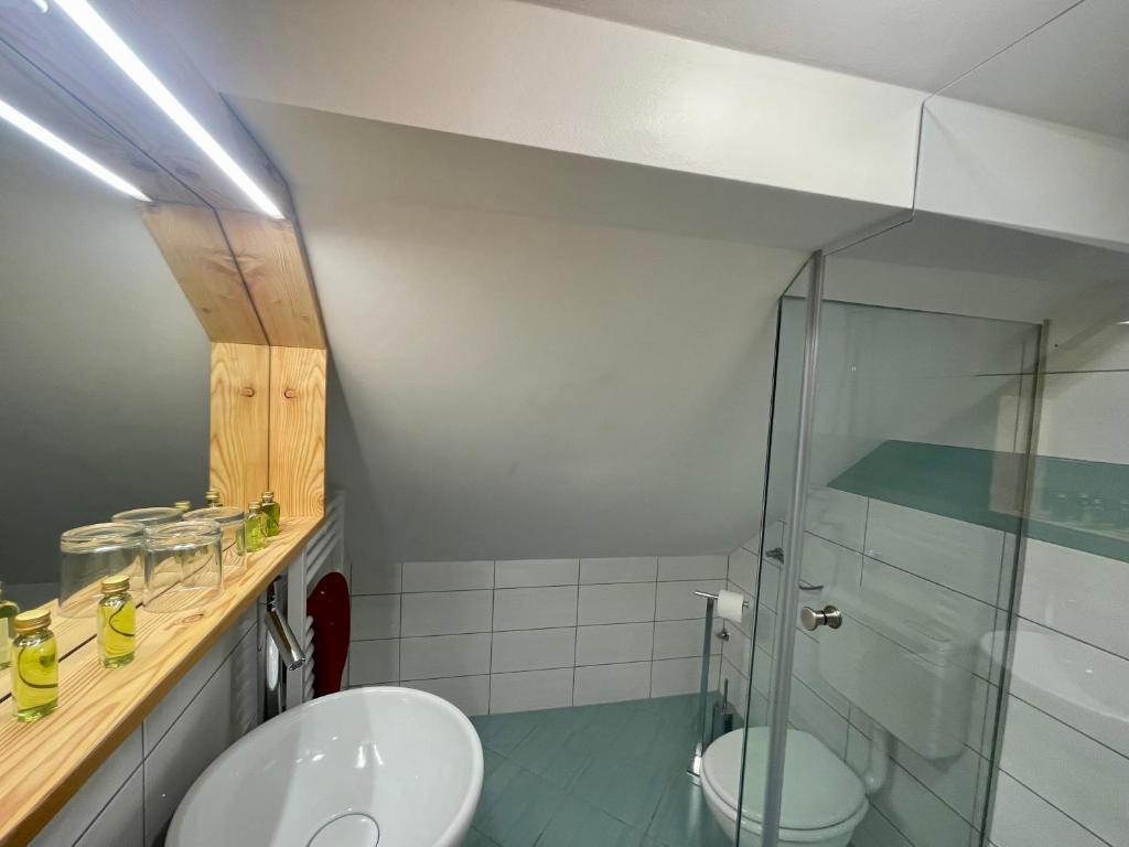 Koupelna v ubytování Hotel ŠURC