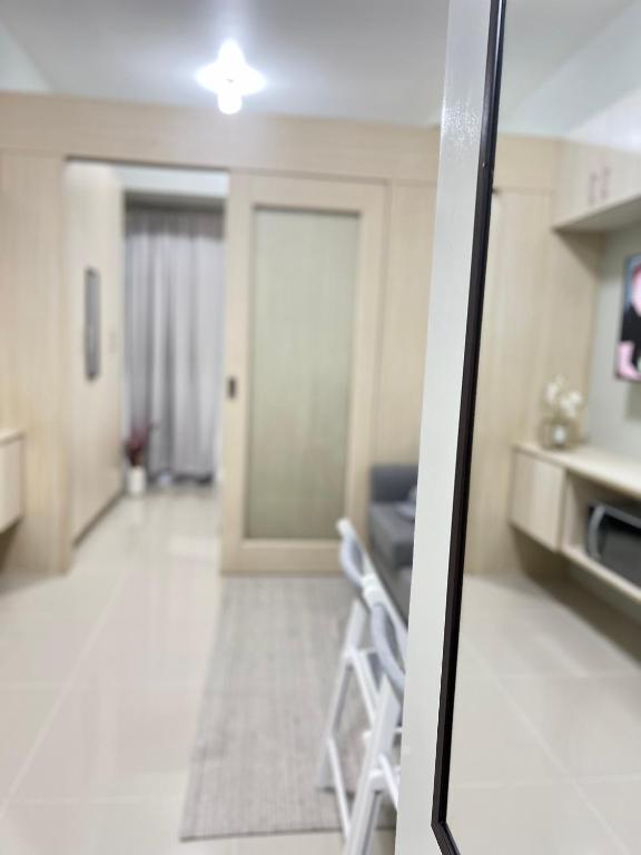 Makati 1712 Jazz Residences tower B