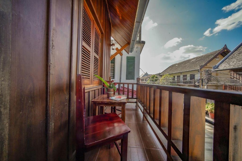 Villa Wanika 瓦尼卡别墅 - Chambre Lit King-Size Avec Balcon
