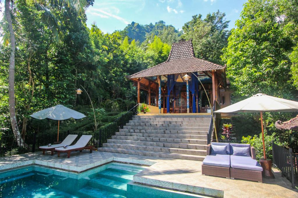 Villa Borobudur Resort - Menoreh两居室别墅和私人游泳池