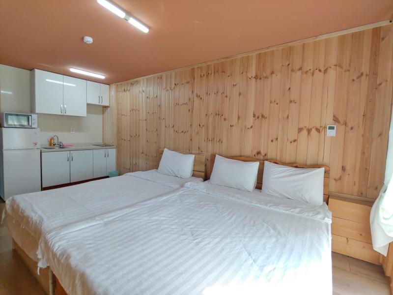 Jeju Hanibaram Pension - Family Room