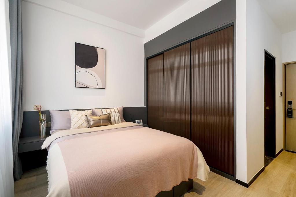 base-Beijing Sanlitun Serviced Apartment - Deluxe Studio