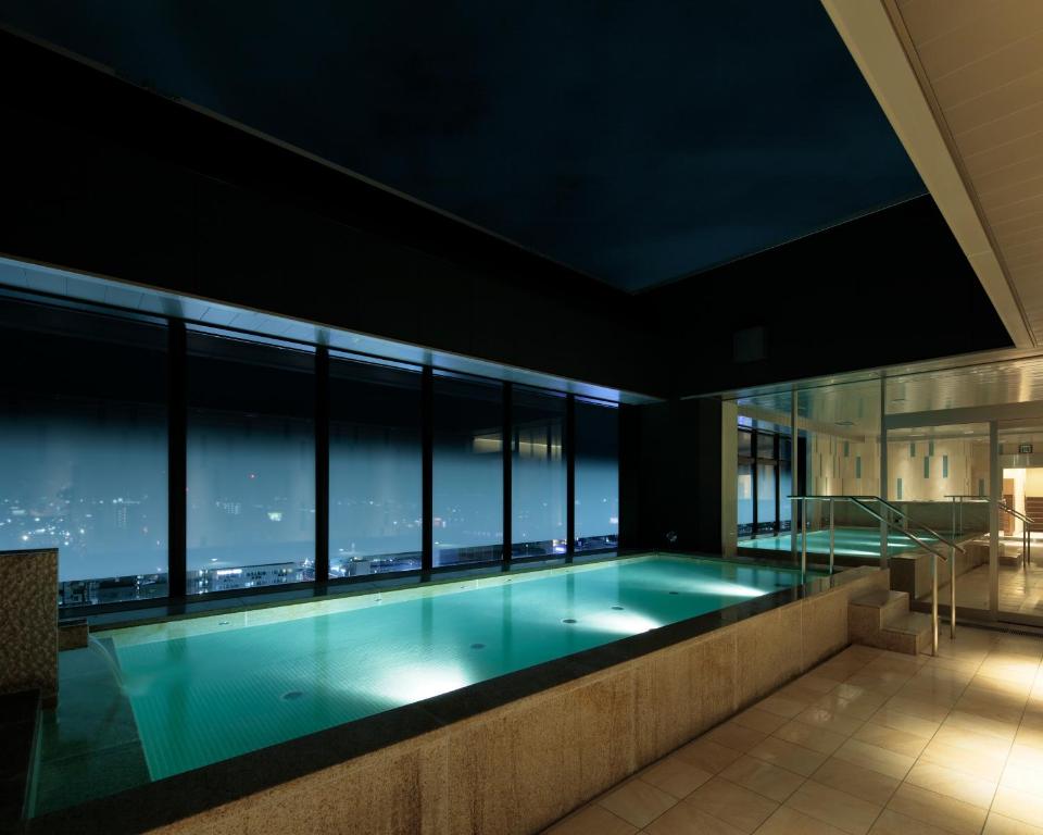 Bazén v ubytování Candeo Hotel Utsunomiya nebo v jeho okolí