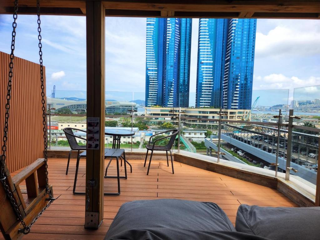 Balkón nebo terasa v ubytování Hound Hotel Busan Station