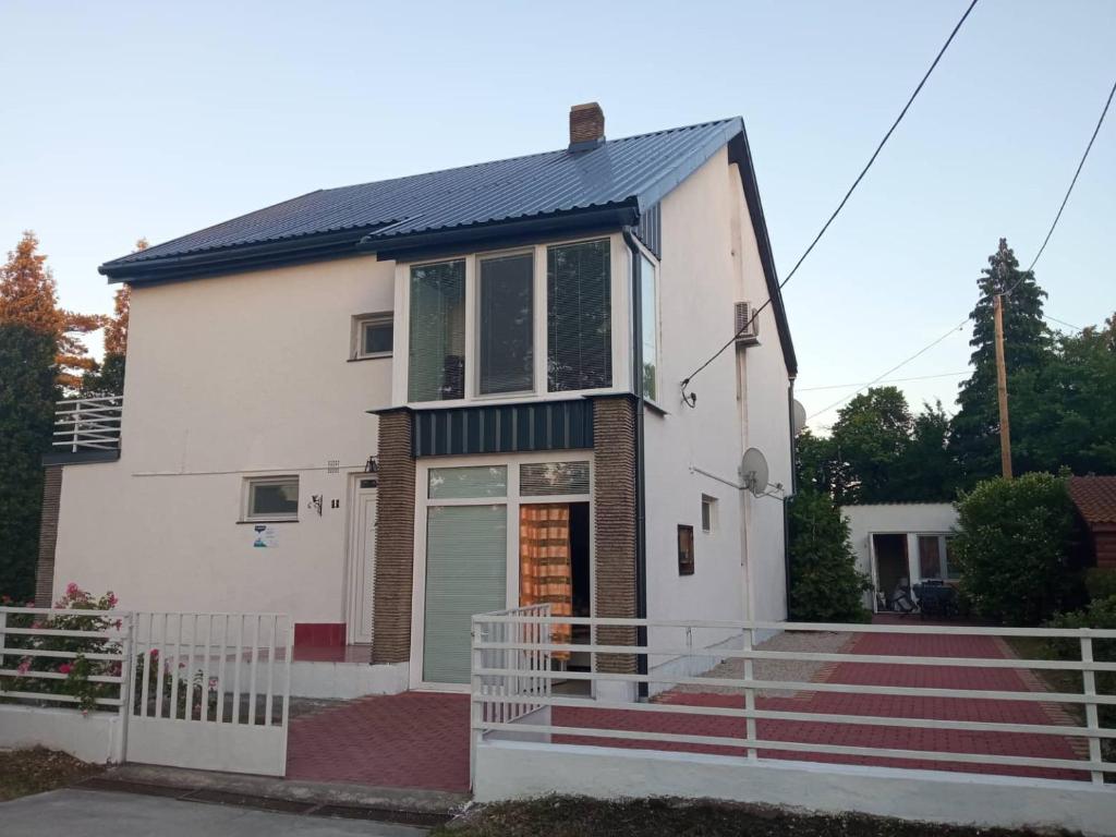 Mária Villa 8640 Fonyód, 11 Szél utca kép - 1