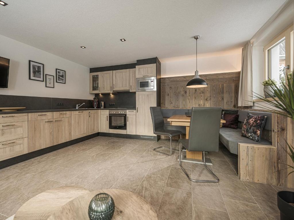 Kuchyň nebo kuchyňský kout v ubytování Appartement Christoph