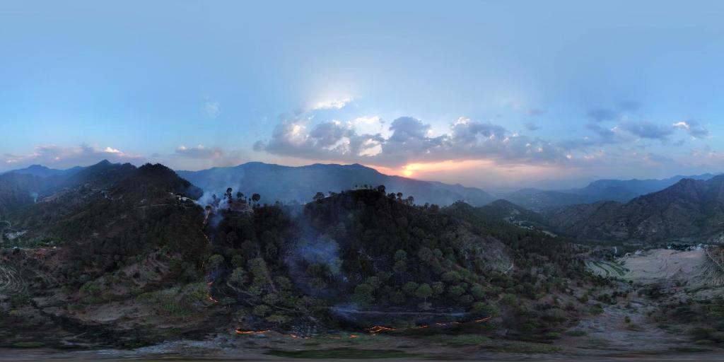 Jungle Hut - Bugyal Stays, Pauri