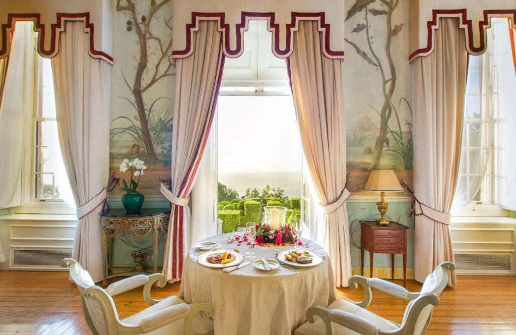 Foto da galeria de Valverde Sintra Palácio de Seteais - The Leading Hotels of the World em Sintra