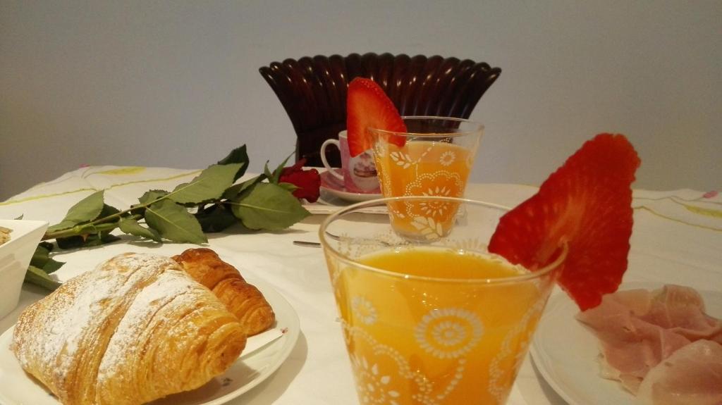 Jedlo v ubytovaní bed & breakfast alebo blízkom okolí